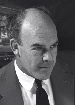 世界一隅|漂浮在山谷的玻璃之家-6