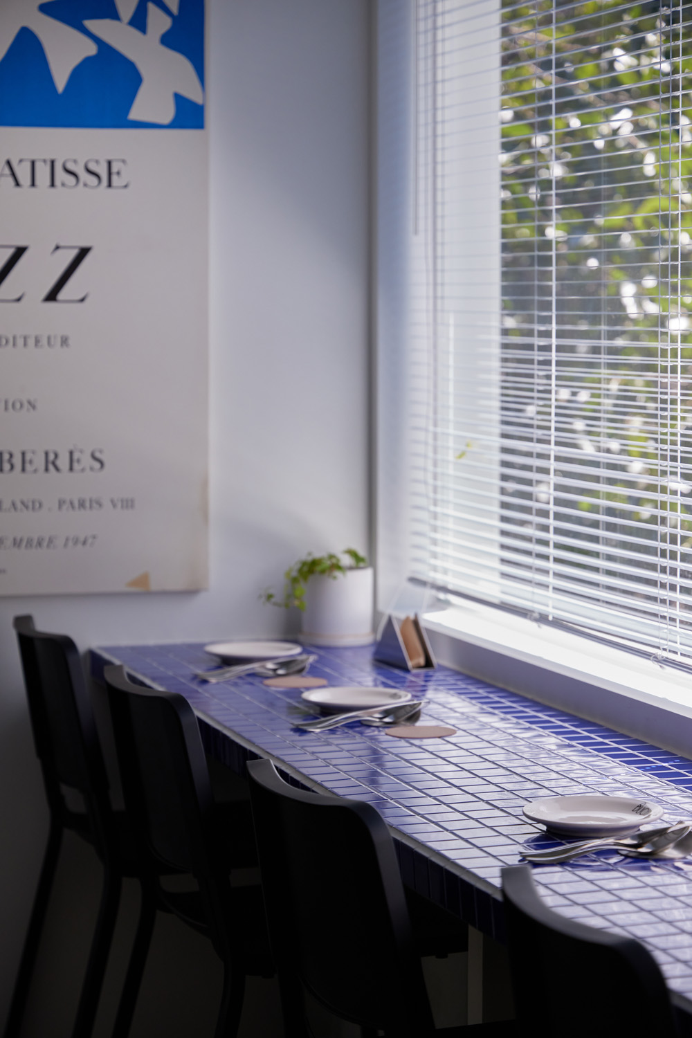 白色与蓝色的简约时尚 | 18 平米小空间的优雅转身-12