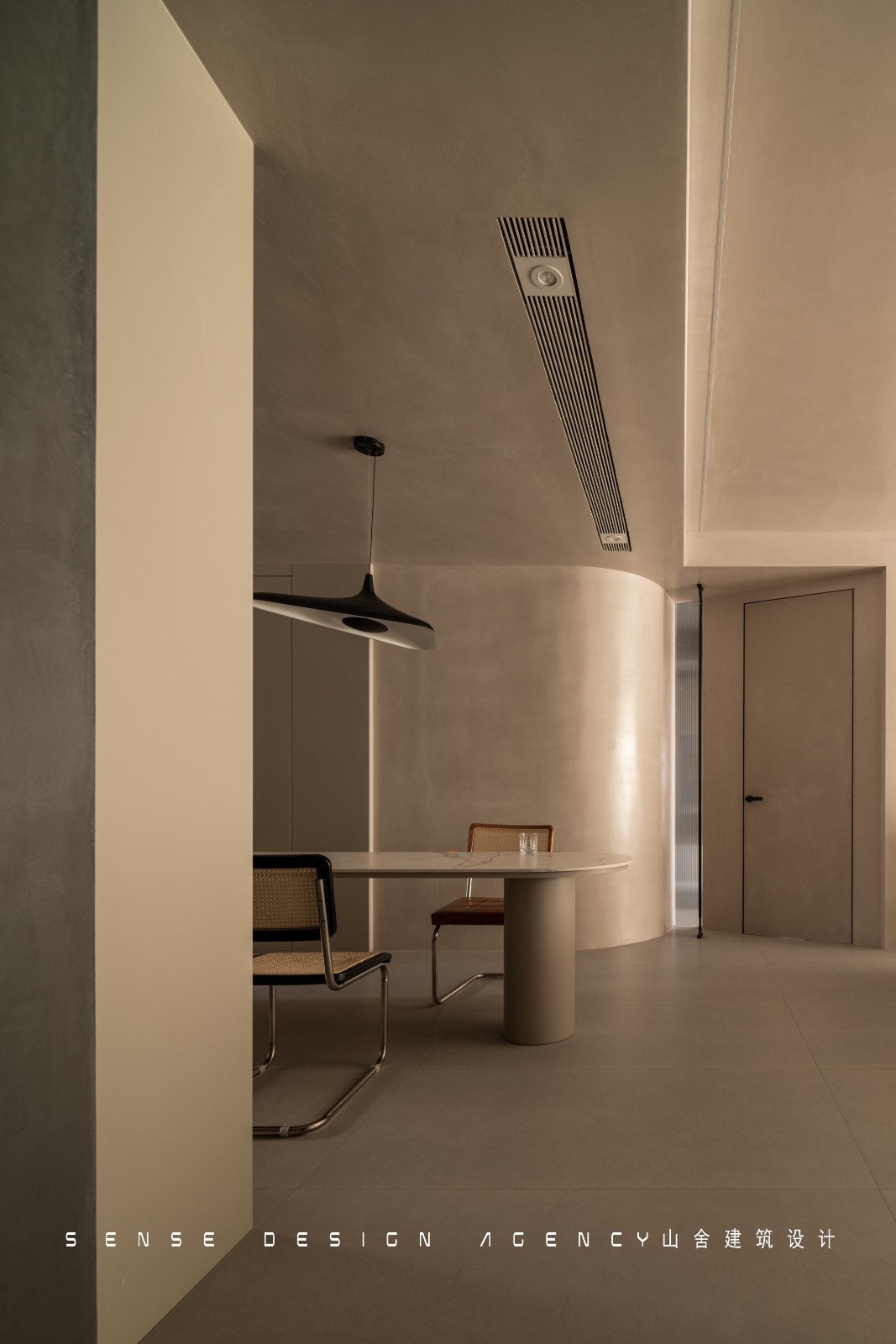 低调“微水泥”与中古家具的新玩法-3