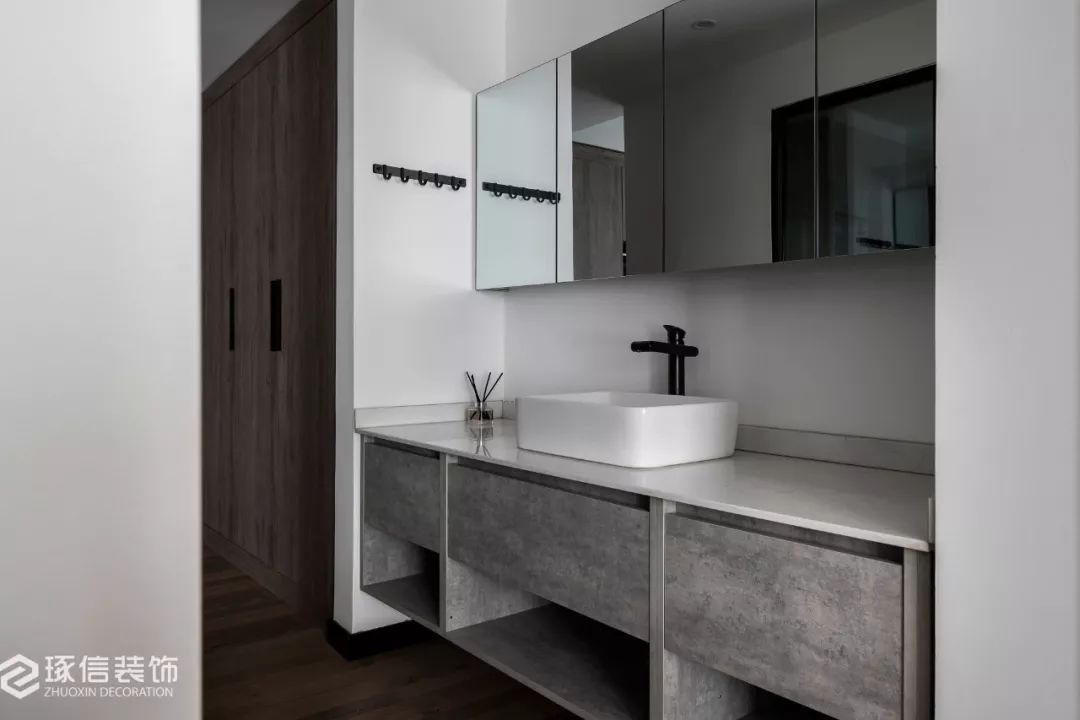 云端 80 后的自由随性混搭风-76