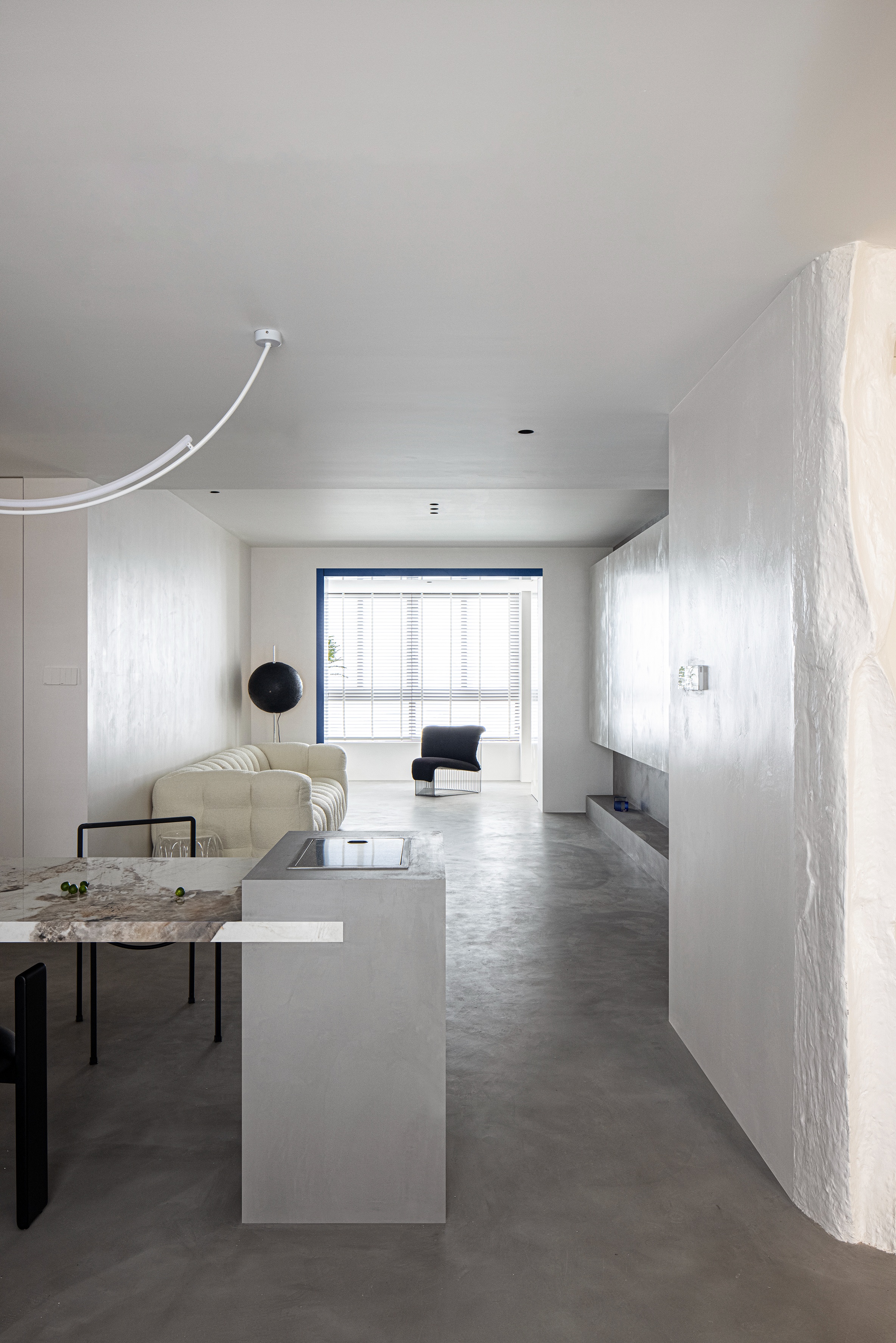 寻心归处,留白与蓝的极简居所丨中国上海-38