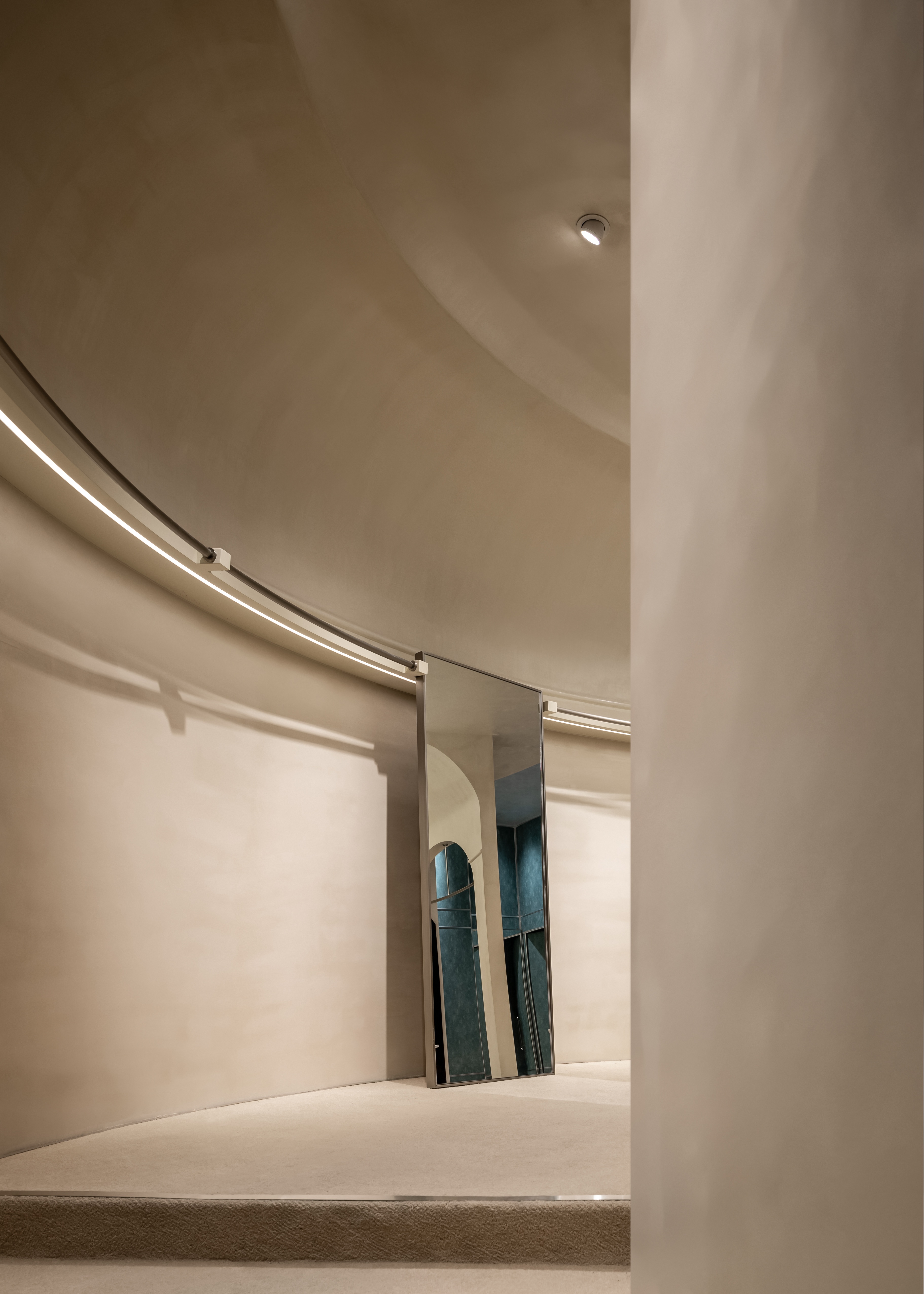 空间漫反射 · UNVESNO 探寻神秘的宇宙成都 COSMO 店丨中国成都-15