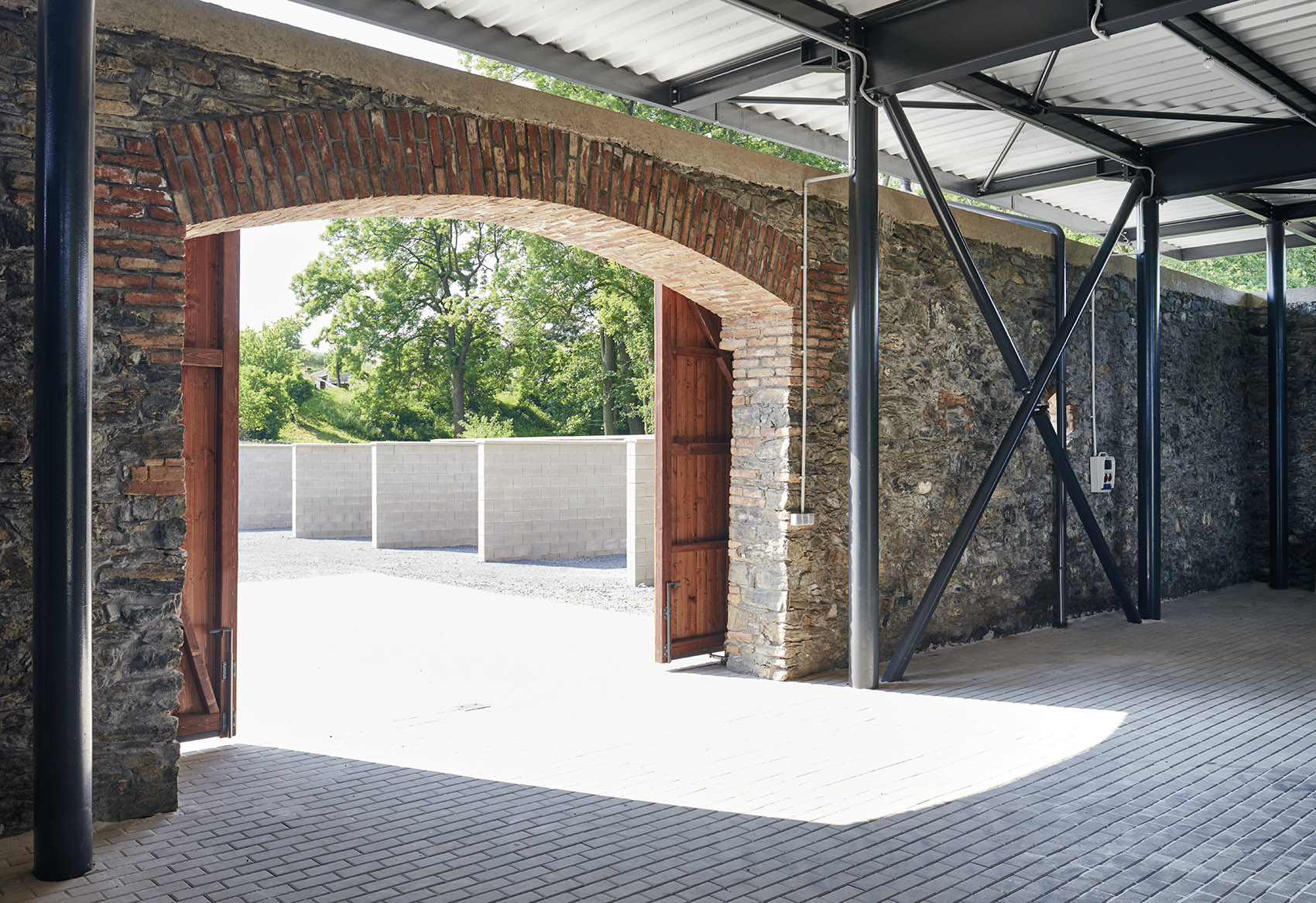 谷仓更新丨捷克丨DOMYJINAK Architects-20