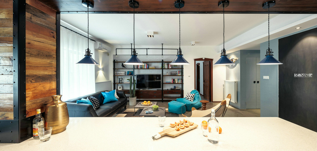 武汉桃弥空间设计公司 · 工业风公寓设计案例-11