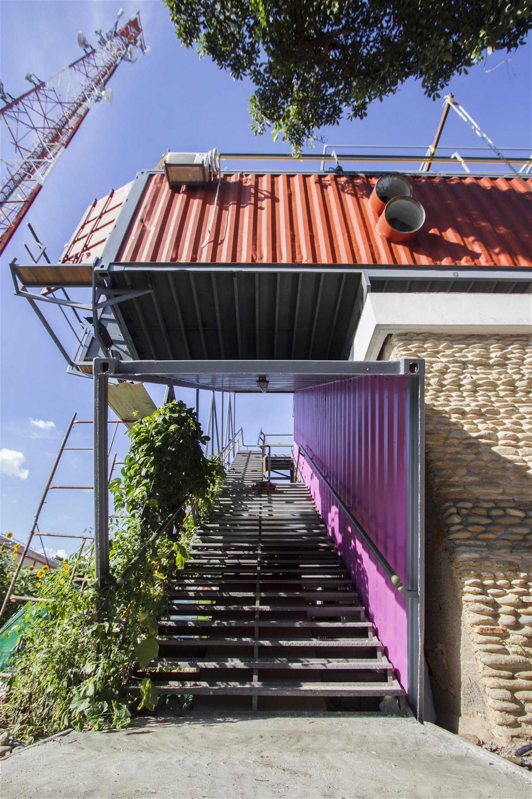 颠覆废墟的创意重生 · Venezuelan 文化生产区-24