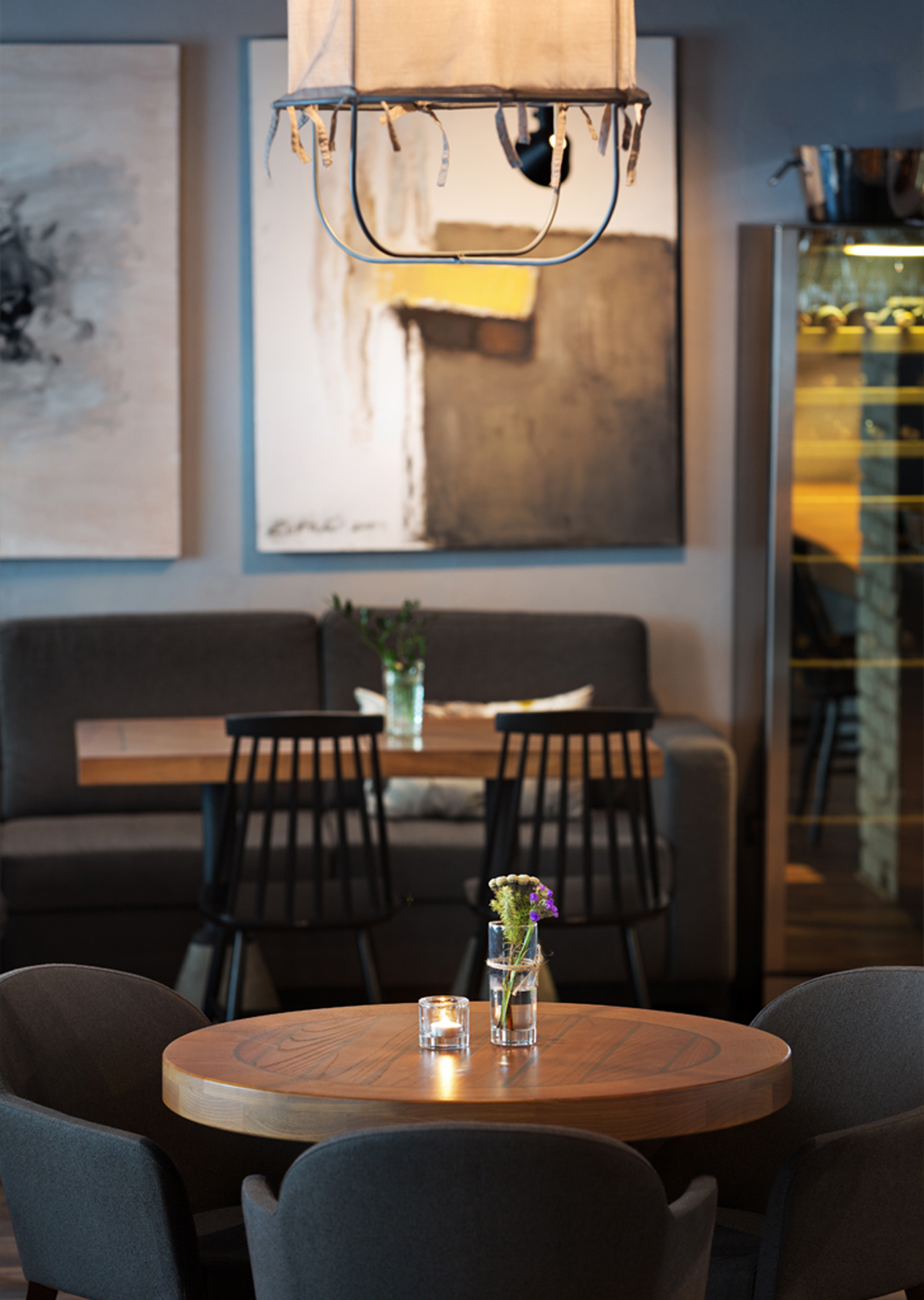 乌克兰现代咖啡馆,旧与新的完美融合-3