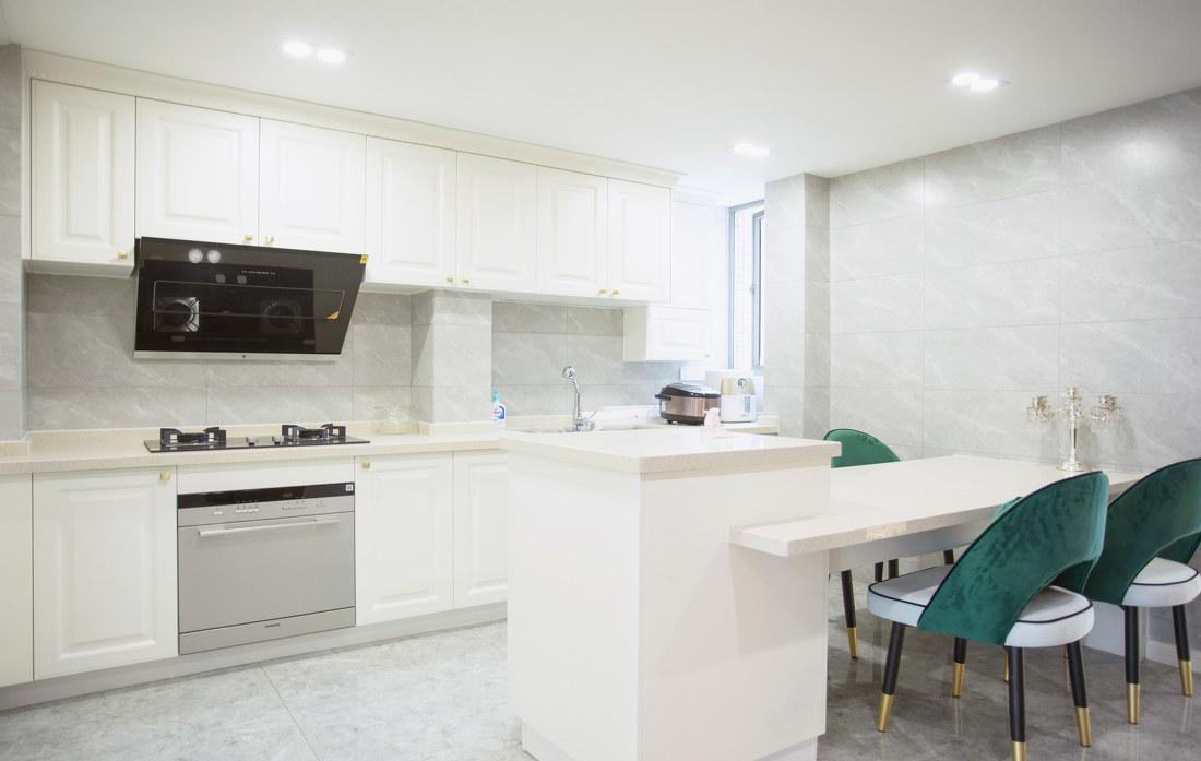 小户型逆袭!室内设计师如何将昏暗拥挤的家变宽敞明亮-25