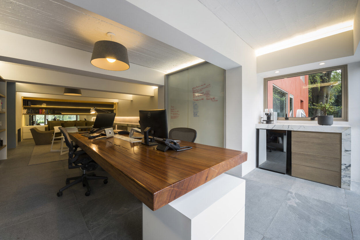 个人电脑办公室·巴索建筑事务所-10