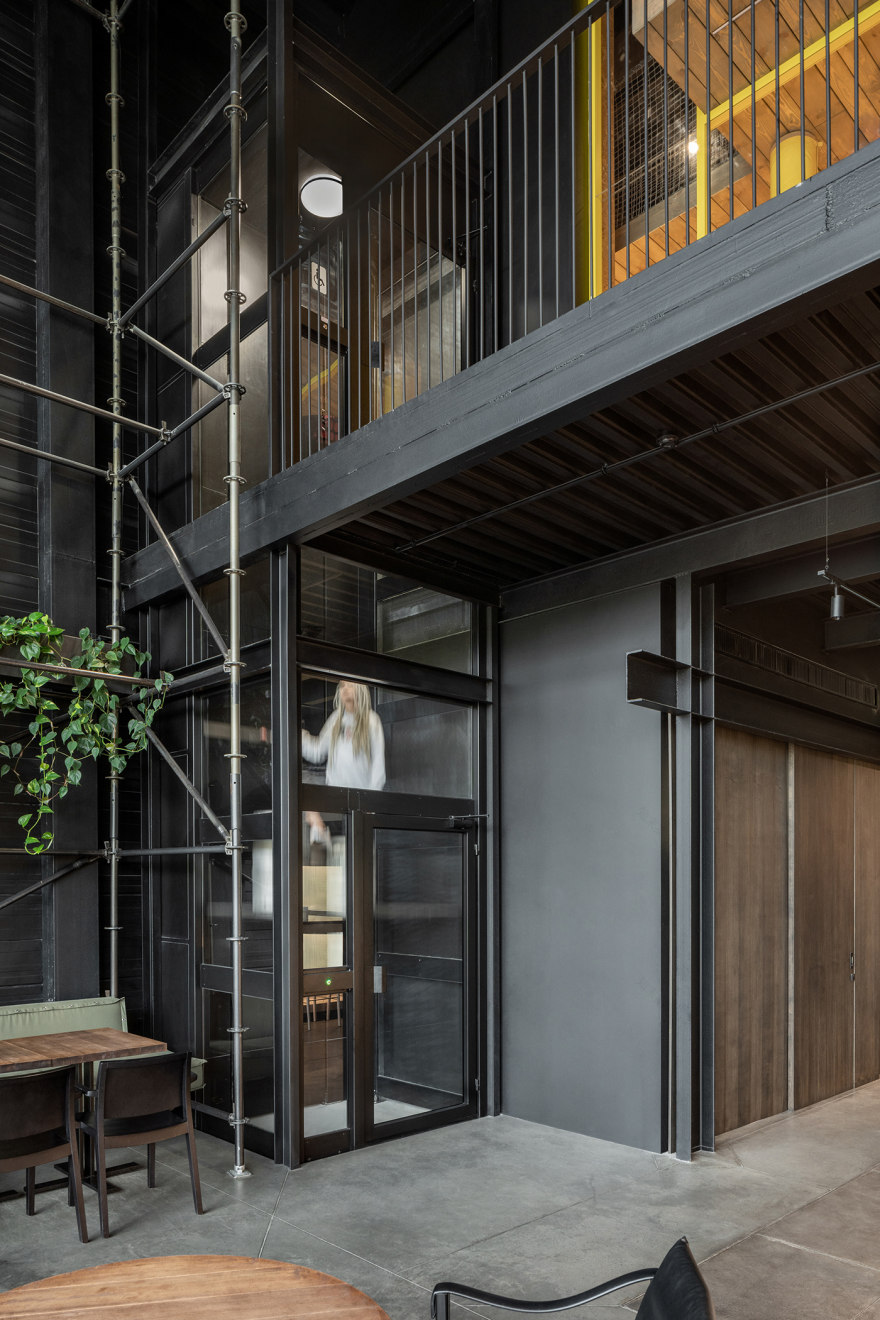 MOVA 啤酒空间丨乌克兰丨balbek bureau-11