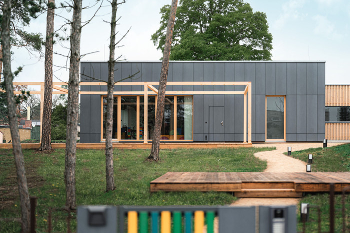 布拉格赫尔德洛热日什的学校改造项目丨ECOTEN-29