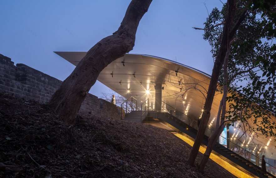 Jingzhou City Wall Archaeological Site Exhibition Pavilion / Qing Studio-24