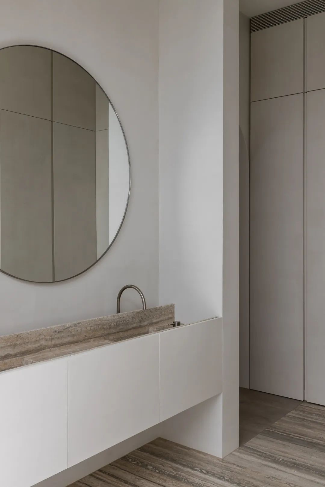 光与开放 · 艾玛·塞尔泽的极简之家丨澳大利亚墨尔本丨Selzer 设计工作室-39