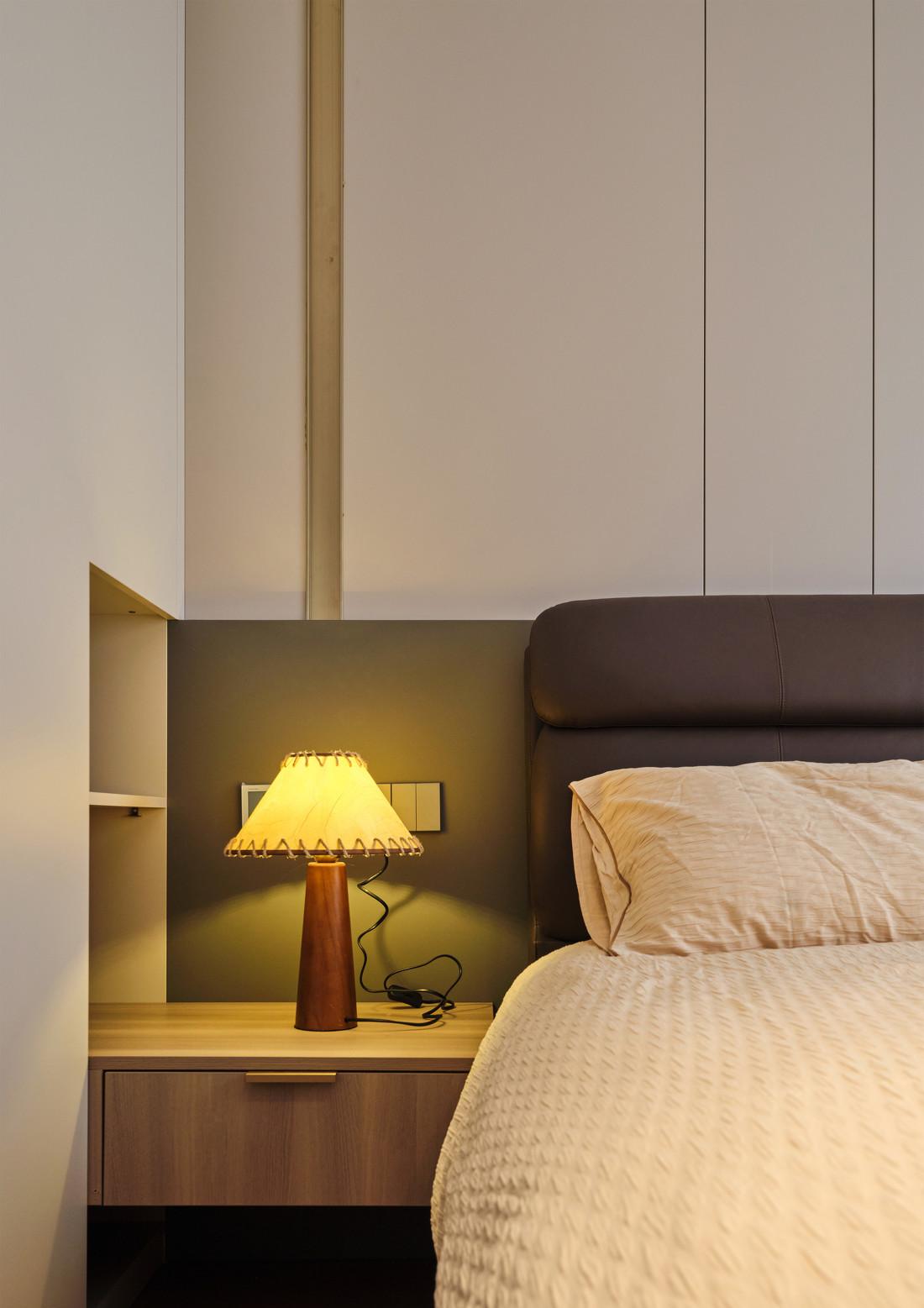 240平意式简约风家装设计-35