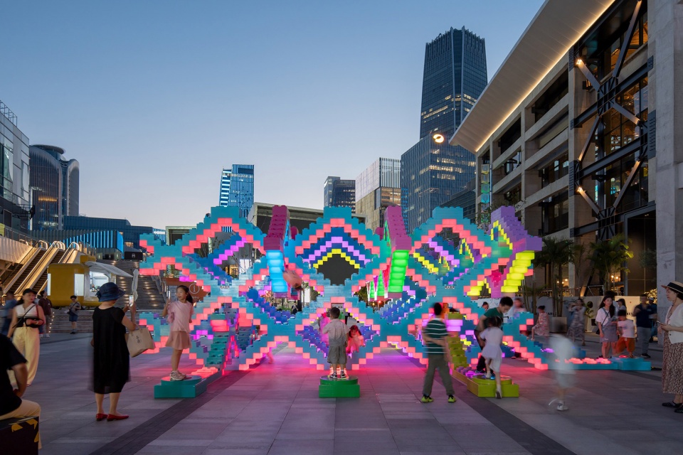 乐高® “世界玩乐节” – 《织光乐园》公共艺术装置丨中国上海丨大星吉子工作室-34