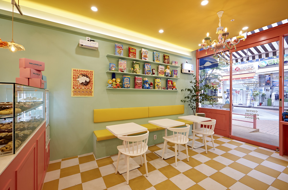 12 坪小空间，设计师打造舒适咖啡厅-9