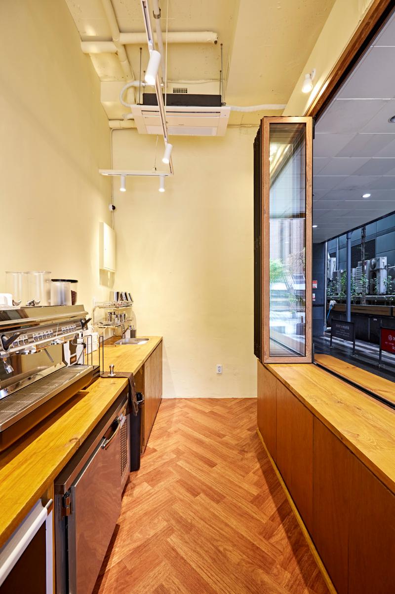 四坪小空间，打造独具特色的咖啡馆-10