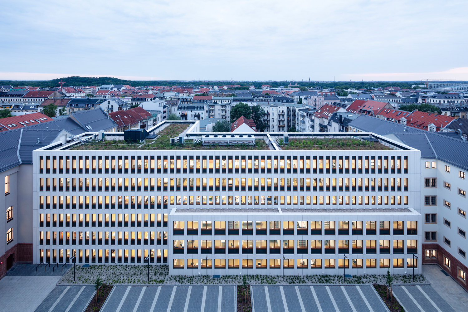 Leipzig Justice Center | 德国莱比锡现代简约检察官办公楼设计-11