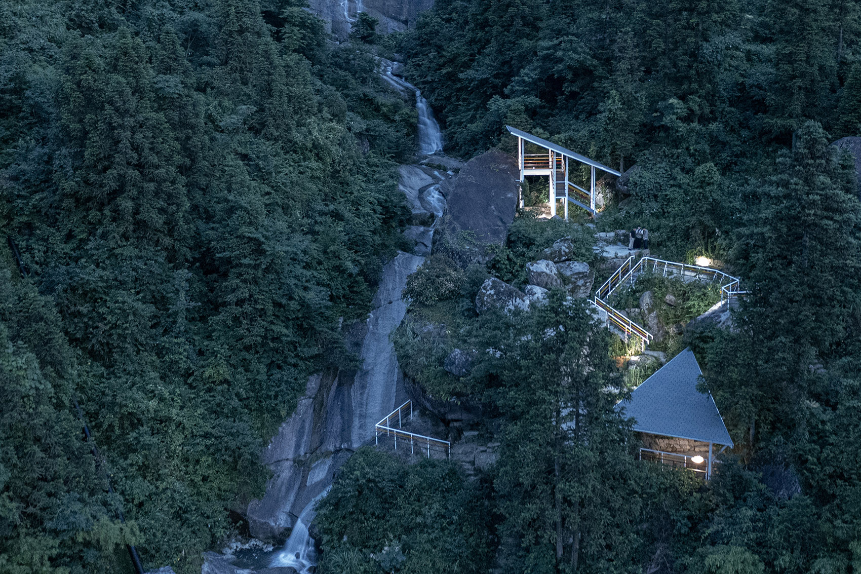 白水洞天,山野几何·白水洞村石瀑间的线性钢亭组群丨中国邵阳丨湖南大学建筑与规划学院-62