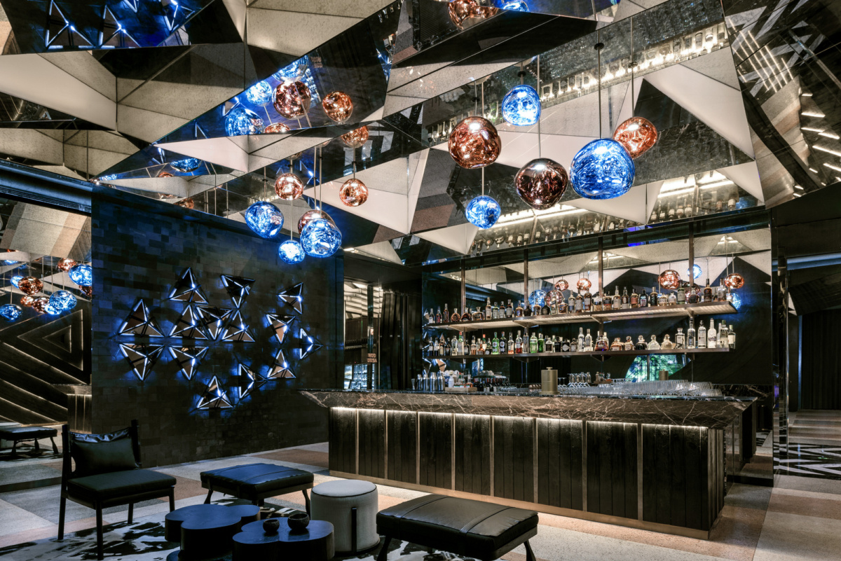 虎遇龙 · Akira Back 越南首家餐厅设计-19