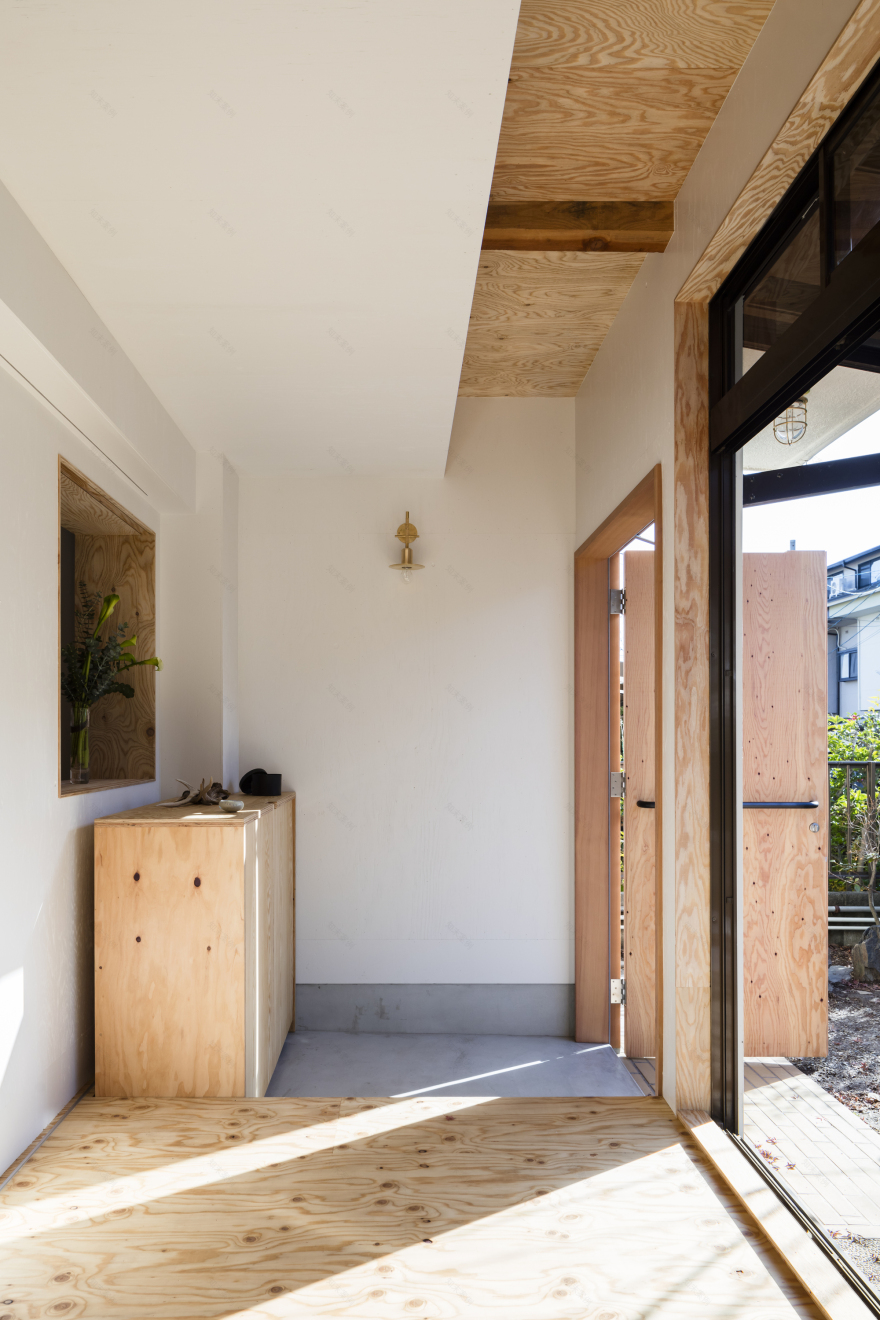 House in Oyamazaki / Shimpei Oda Architect's Office + Atelier Loowe-30