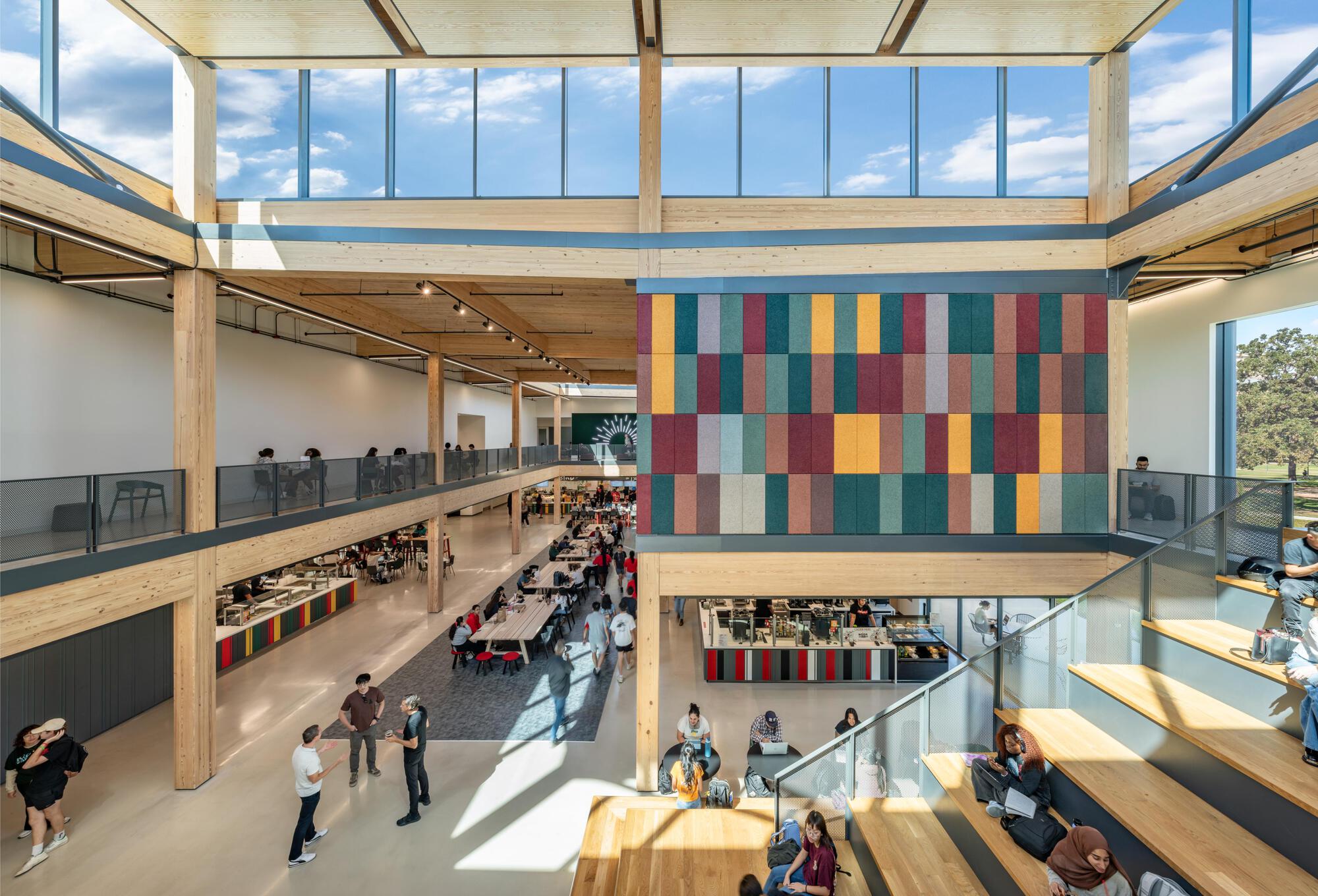 休斯顿大学零售,辅助与餐饮（RAD）中心丨美国丨Perkins+Will-38