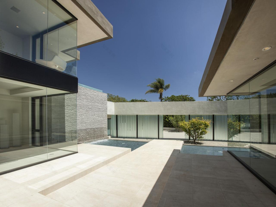 洛杉矶圣维森特别墅 | 闹市中的宁静天堂-15