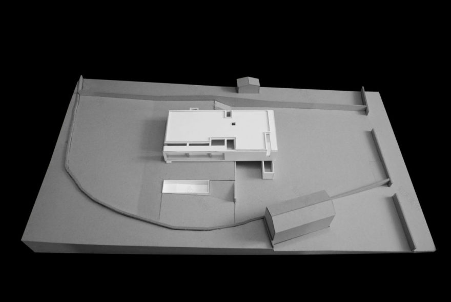 葡萄牙现代白色家居,融入自然美景-56
