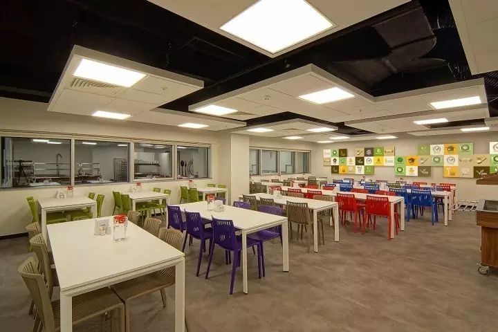 难以置信，2000多平的办公室他们还觉得拥挤！！-16