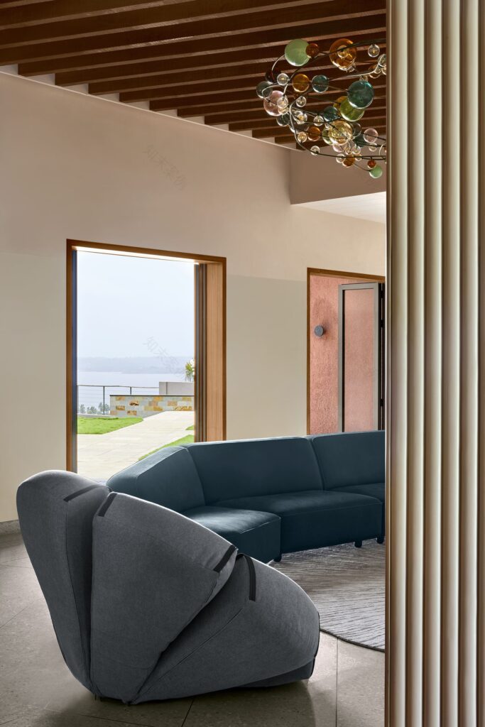 悬崖上的房子丨FADD Studio-16