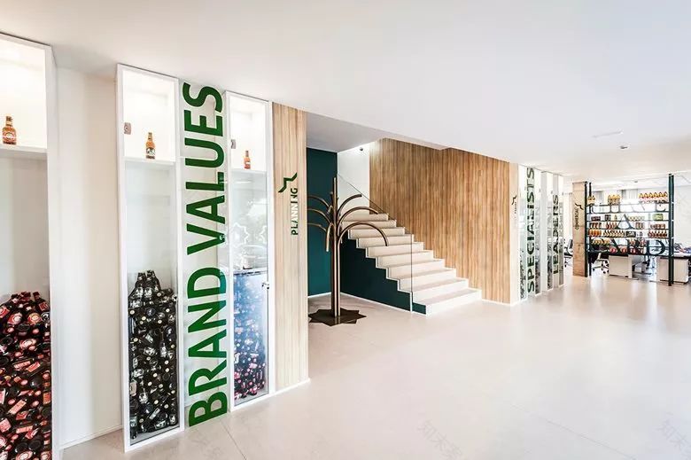 新字体塞勒姆办公室设计,展示品牌纯粹认同-11