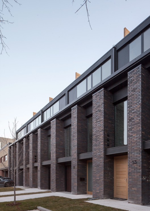 多伦多 Riverdale 联排别墅 | 现代与传统的和谐共生-21