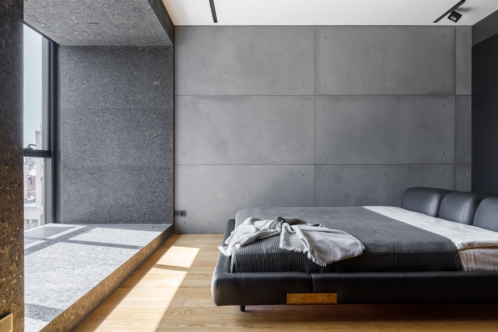 现代极简黑灰公寓 | 设计师伊利亚·泽伊曼的杰作-26