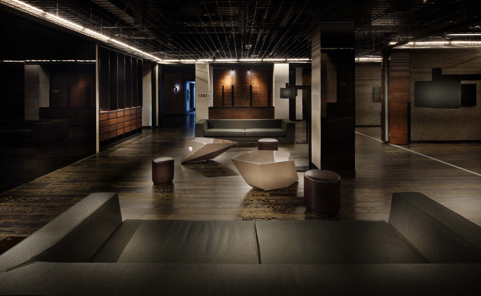 《海上钢琴师》启示下的冷色轻工业风空间设计-11