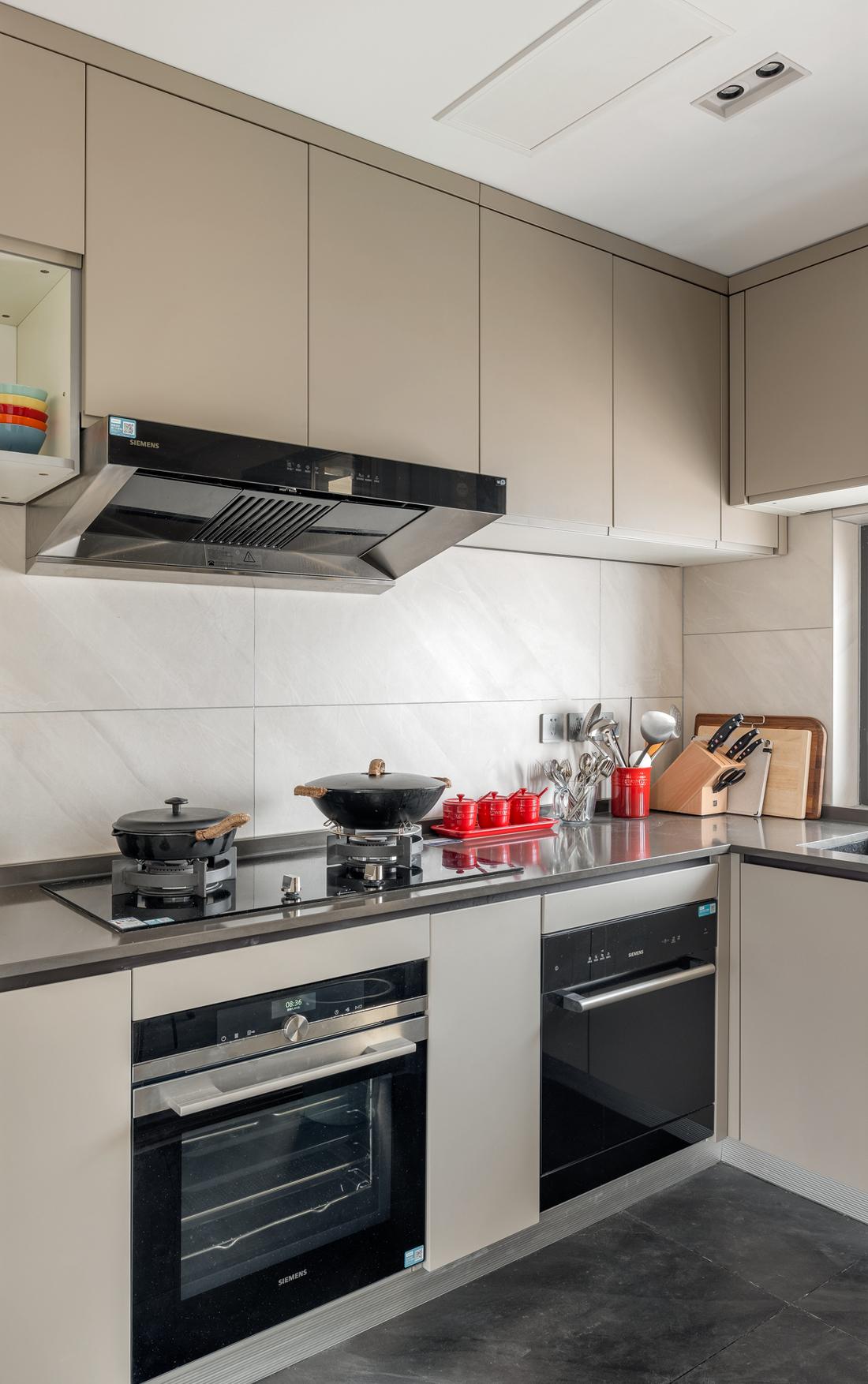 开放式厨房++吧台餐厅设计-17