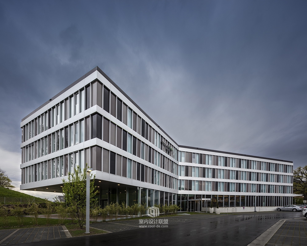 瑞士摩登时代酒店 / Itten+Brechbühl-3