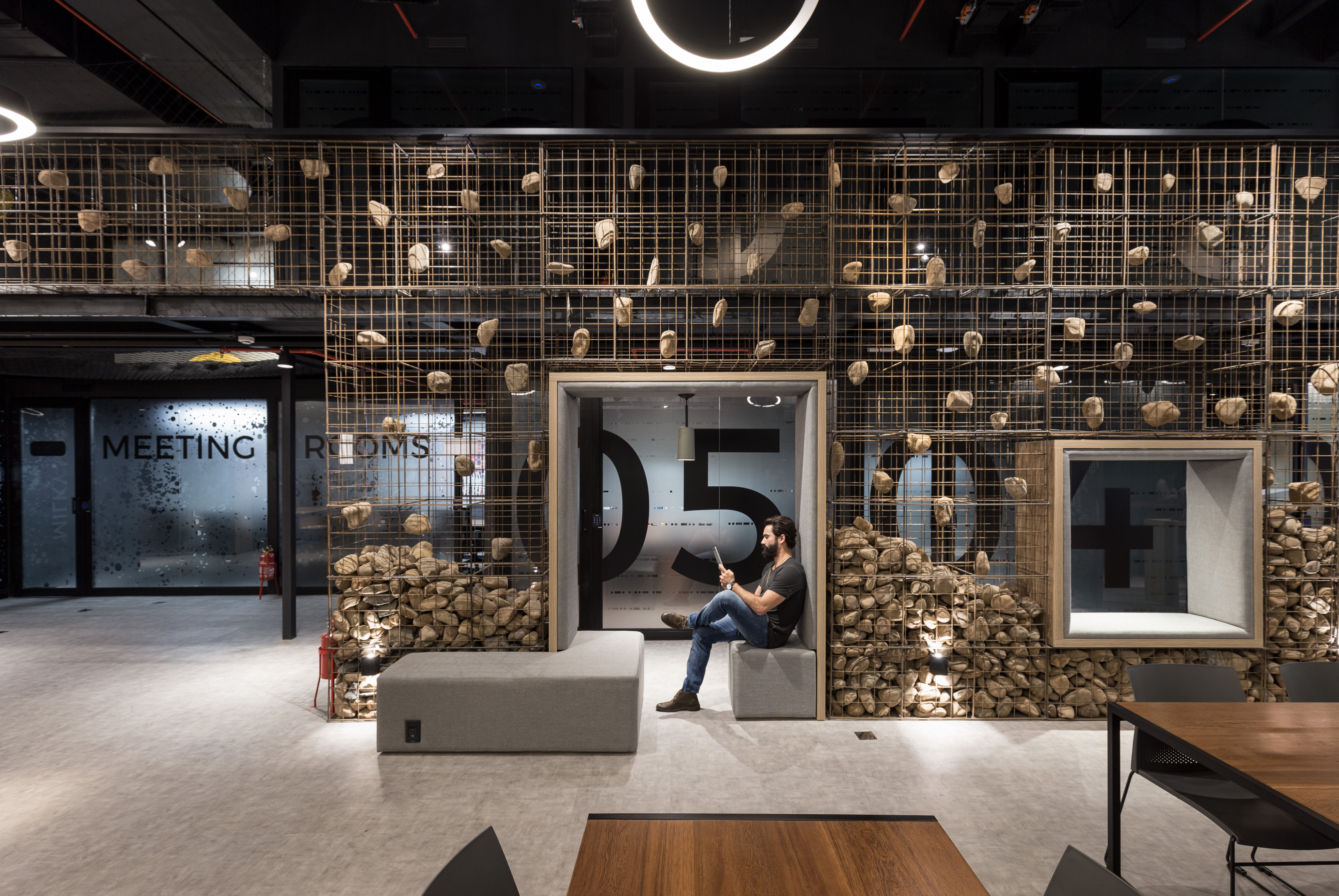 UFO 空间 | 激发创意的跨界办公环境-17