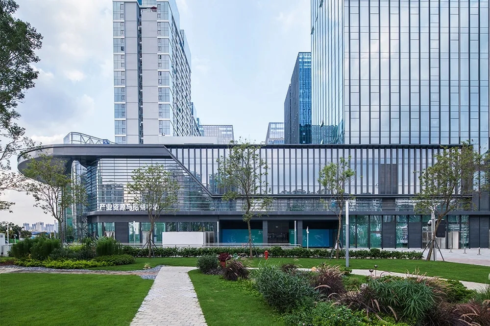 深圳坪山创新广场-11