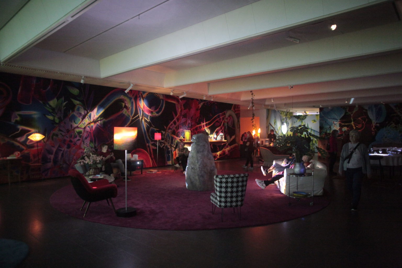 デンマークの海岸線に位置する世界一美しいと称される環境に溶け込む美術館「ルイジアナ美術館」 - #casa-19