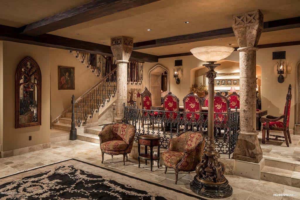 Medieval masterpiece: Italian-inspired gothic villa in Scottsdale-12