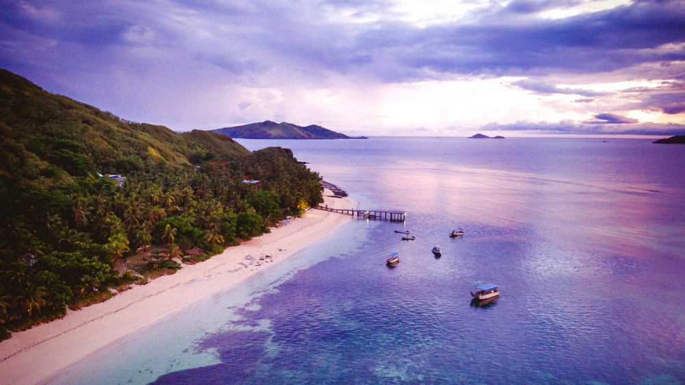 斐济五星级豪华度假酒店,现代斐济风格的海滨别墅-29