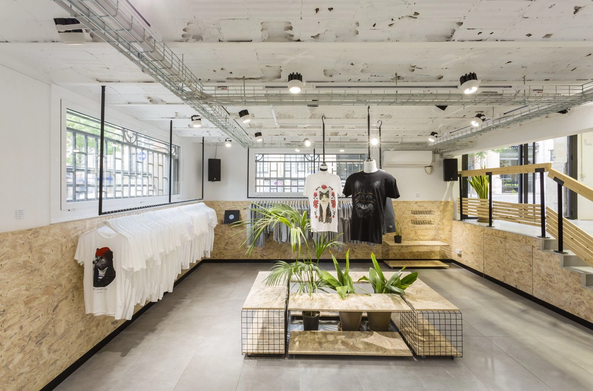 舞动 Suara | 世界知名舞曲品牌的时尚店铺设计-31