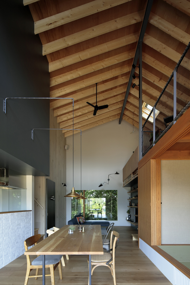 山梨县移居屋的温暖“边缘空间”-34