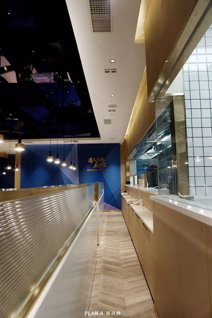 广州美林 M·LIVE 天地“点港点造”餐厅,蓝色主调展现创新精神-45