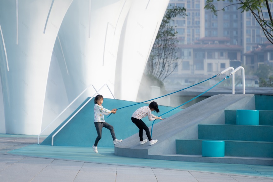 森腾·峰云街广场艺术装置丨中国泸州丨重庆唤醒空间设计有限公司-39