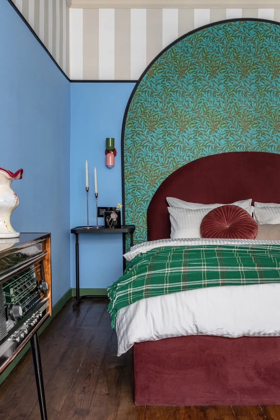 33㎡一居室中性色调艺术空间丨Anna Bereznyak-21