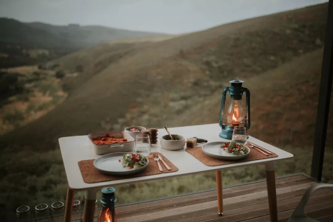 南非集装箱小屋，无电网、开放式生活空间-5