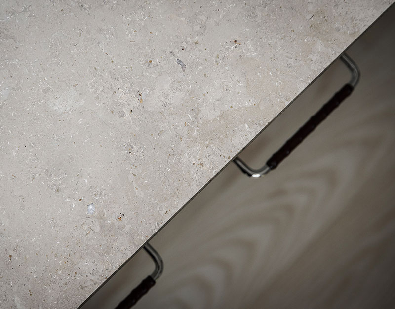 瑞典绿色乡村一居室公寓 | 露台与屋顶花园的时尚居所-11