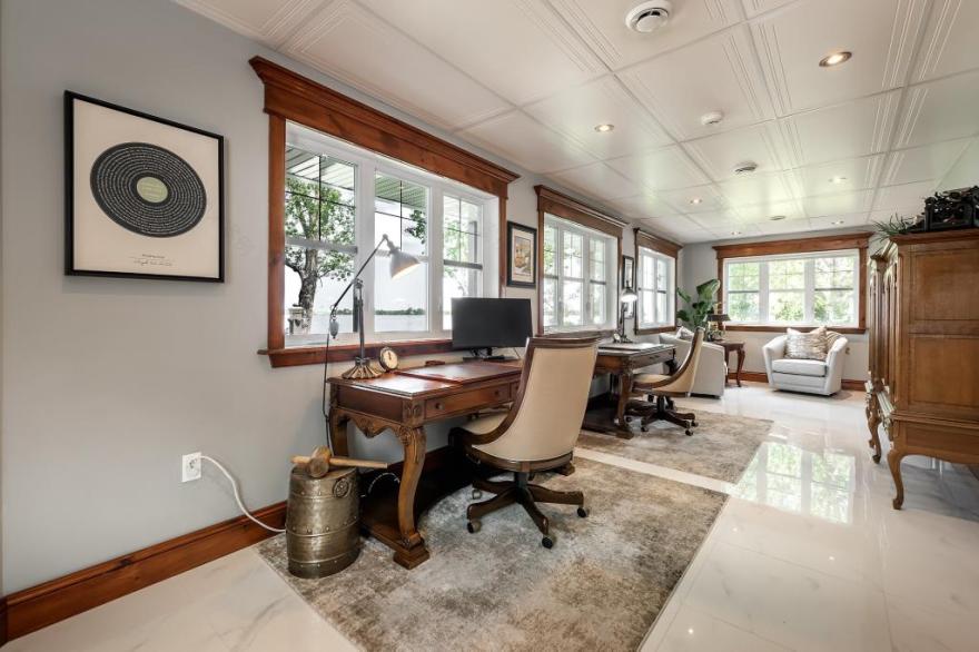 Valleyfield滨水宽敞房产丨加拿大魁北克丨Joli Joli Design-25