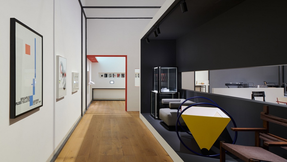 包豪斯特展 | 西扎窗与艾尔伯斯窗的对话-52