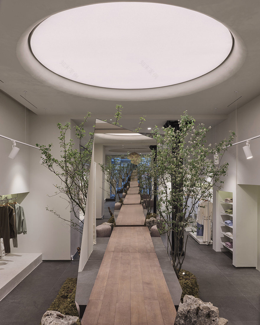 圣彼得堡服装品牌 LaTrika 莫斯科旗舰店设计丨俄罗斯莫斯科丨JL Studio 团队-14